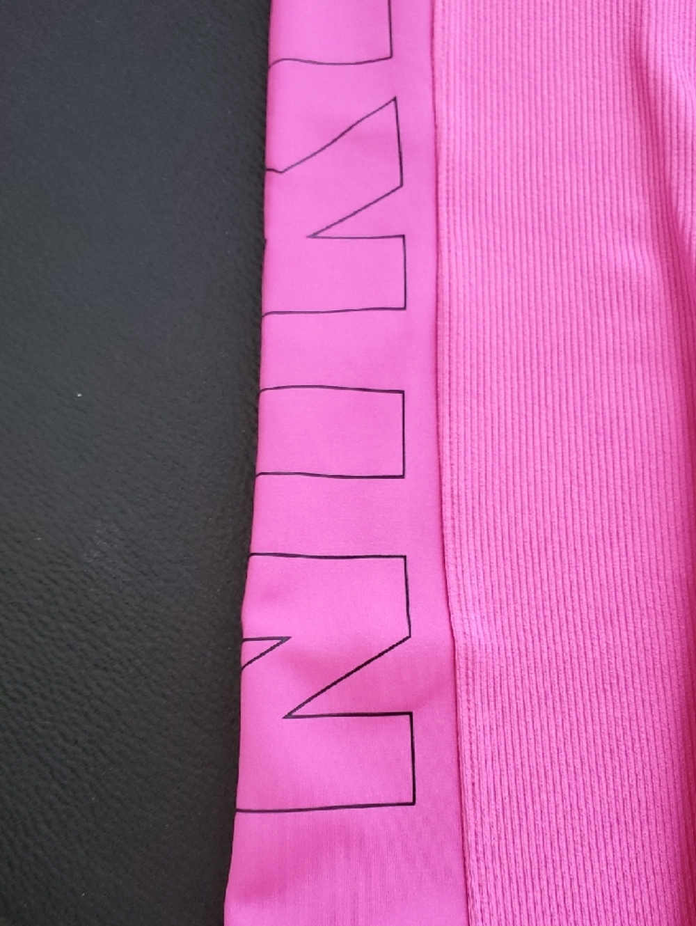Nike Air Hot Pink Top And Shorts - Picture 5 of 11